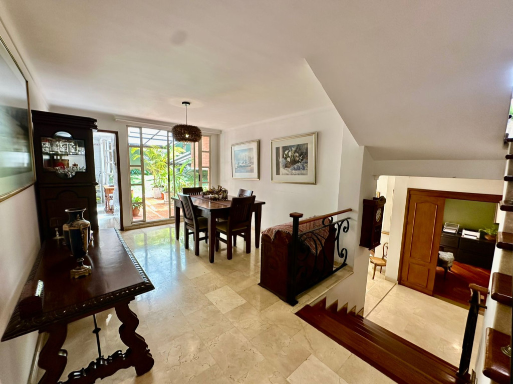 Casa en arriendo en El Poblado, Medellín · foto 13 de 24