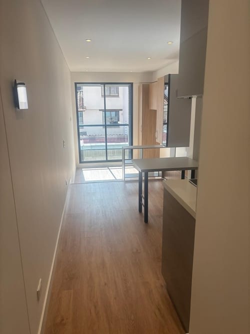 Apartaestudio en venta en Santa Barbara Central, Bogotá, 25 m² · foto 2 de 4