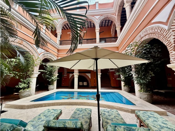 Casa de 10 alcobas en venta en Cartagena De Indias, Cartagena, 1137 m² · foto 3 de 24