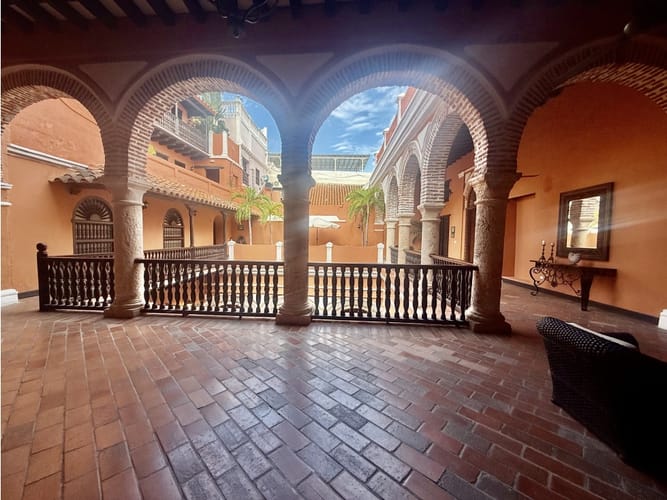 Casa de 10 alcobas en venta en Cartagena De Indias, Cartagena, 1137 m² · foto 13 de 24