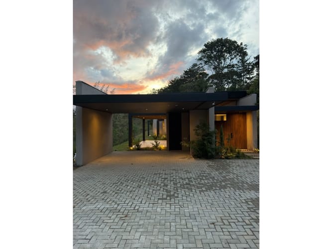 Casa de 3 alcobas en venta en Pantanillo, El Retiro, 261 m² · foto 5 de 23