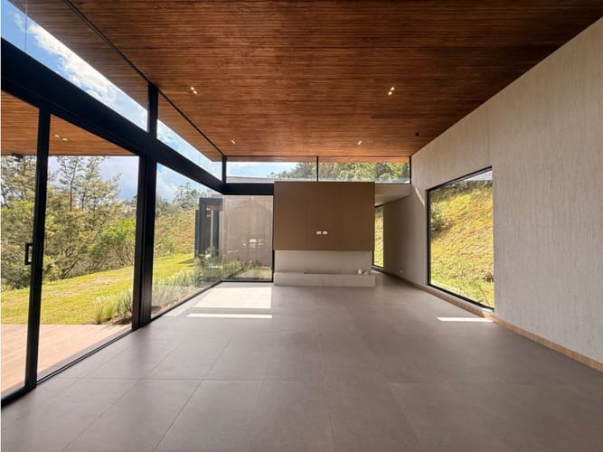 Casa de 3 alcobas en venta en Pantanillo, El Retiro, 261 m² · foto 7 de 23