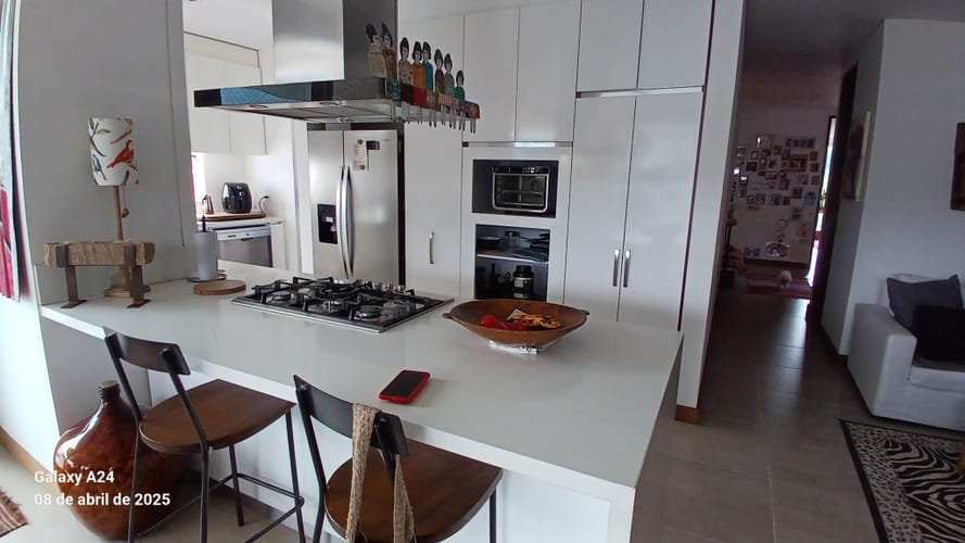 Apartamento de 3 alcobas en venta en Santa Teresita, Cali, 232 m² · foto 9 de 24