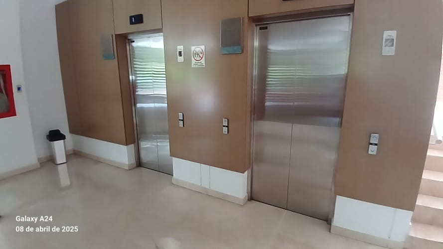 Apartamento de 3 alcobas en venta en Santa Teresita, Cali, 232 m² · foto 19 de 24