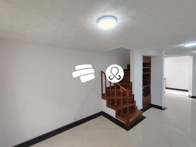 Casa de 4 alcobas en venta en Ciudad Alsacia, Bogotá, 75 m² · foto 2 de 12