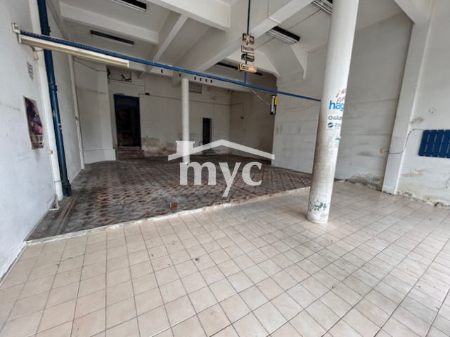 Local Comercial en Alquiler · Foto 3