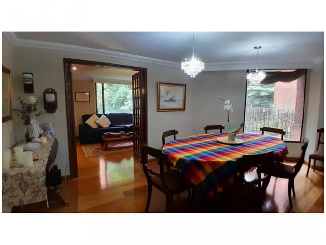 Apartamento en venta en Los Rosales, Bogotá, 252 m² · foto 7 de 9