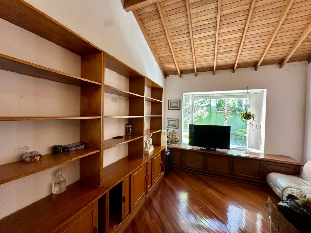Casa en arriendo en El Poblado, Medellín · foto 4 de 21