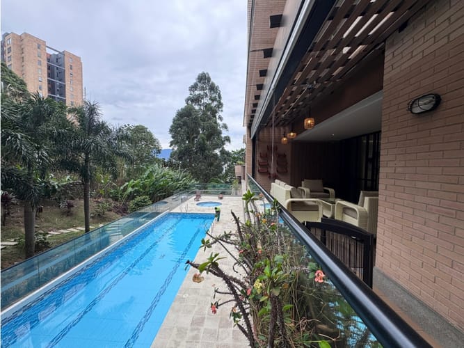 Apartamento de 2 alcobas en venta en Loma De Las Brujas, Envigado, 86 m² · foto 18 de 18