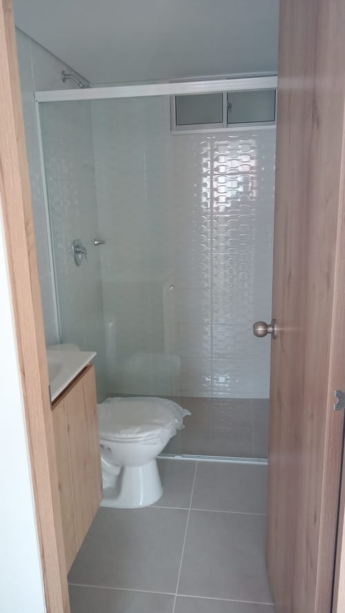 Apartamento de 2 alcobas en venta en Lagos Del Cacique, Bucaramanga, 54 m² · foto 2 de 15