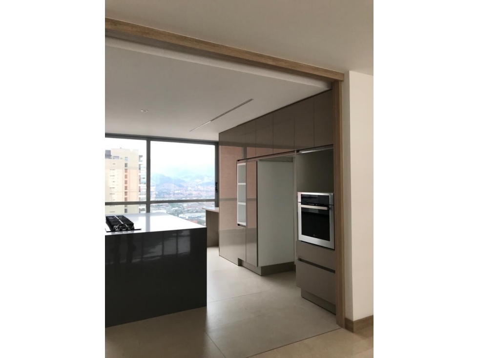 Apartamento en arriendo en La Candelaria, Medellín · foto 17 de 17