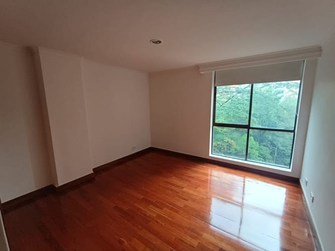 Apartamento de 3 alcobas en arriendo en Las Lomas, Medellín, 135 m² · foto 8 de 24