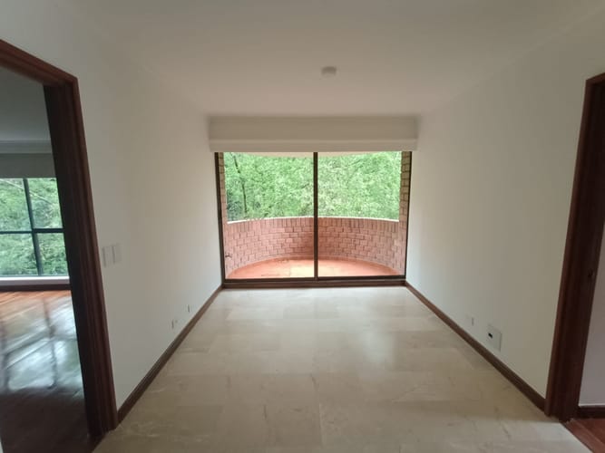Apartamento de 3 alcobas en arriendo en Las Lomas, Medellín, 135 m² · foto 15 de 24