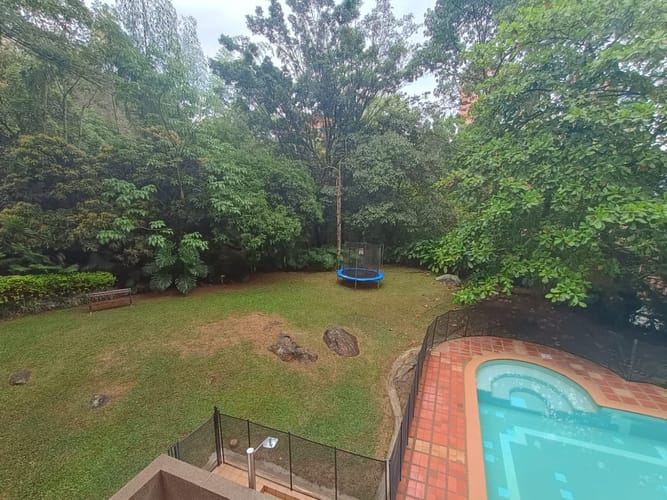 Apartamento de 3 alcobas en arriendo en Las Lomas, Medellín, 135 m² · foto 23 de 24