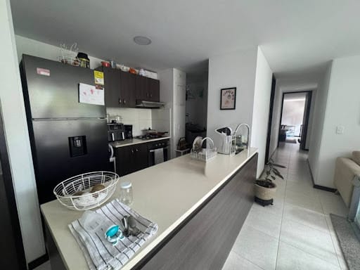 Apartamento de 3 alcobas en venta en Vegas De San Jose, Sabaneta, 86 m² · foto 5 de 16