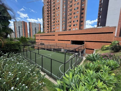 Apartamento de 3 alcobas en venta en Vegas De San Jose, Sabaneta, 86 m² · foto 16 de 16