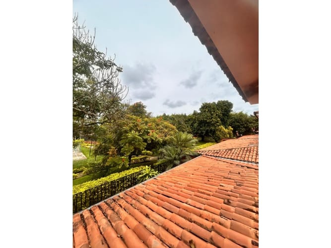 Casa de 3 alcobas en venta en El Castillo, Jamundí, 253 m² · foto 15 de 24