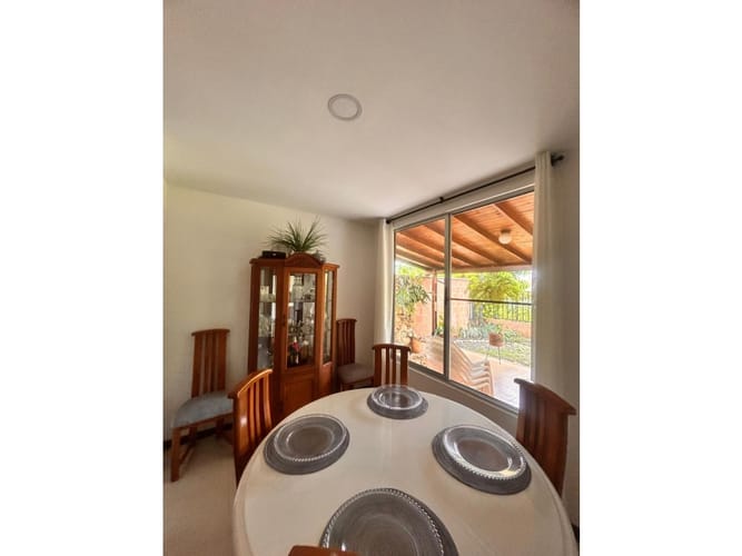 Casa de 3 alcobas en venta en El Castillo, Jamundí, 253 m² · foto 22 de 24