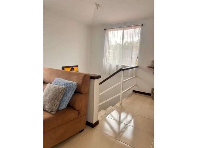 Casa de 3 alcobas en venta en El Castillo, Jamundí, 253 m² · foto 24 de 24