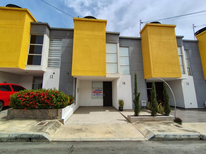 Casa de 3 alcobas en arriendo en Trapiches Ii, Villa del Rosario, 110 m² · foto 2 de 15