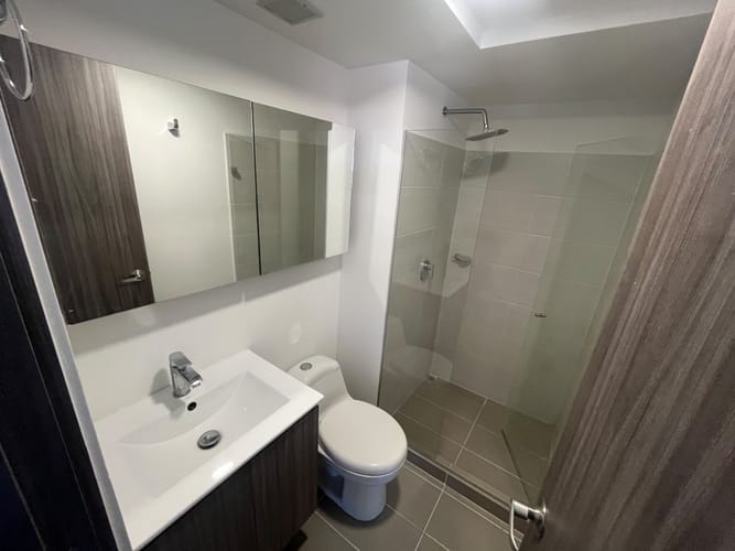 Apartamento de 3 alcobas en arriendo en Camino Verde, Envigado, 87 m² · foto 7 de 16