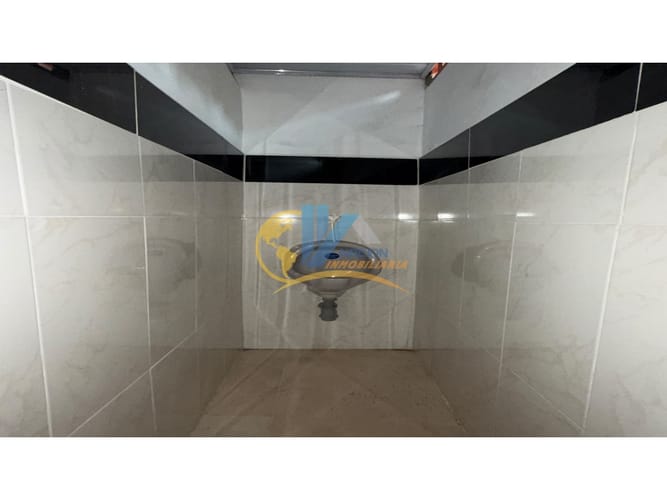 Local en arriendo en Villas De Navarra, Bucaramanga, 250 m² · foto 8 de 18