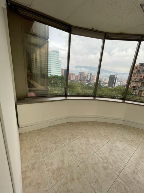 Oficina en arriendo en Castropol, Medellín, 123 m² · foto 5 de 13