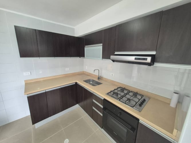 Apartamento de 3 alcobas en arriendo en Club House Iii, Floridablanca, 58 m² · foto 3 de 12