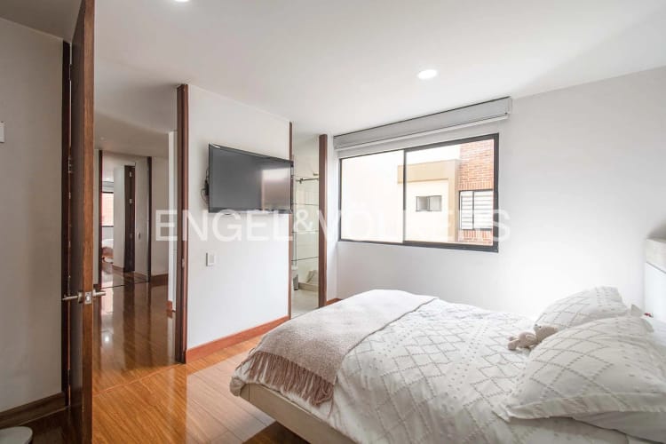 Casa de 4 alcobas en venta en Bosque De Pinos, Bogotá, 268 m² · foto 13 de 17