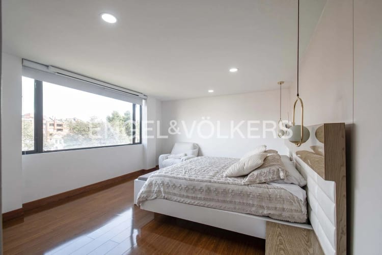 Casa de 4 alcobas en venta en Bosque De Pinos, Bogotá, 268 m² · foto 9 de 17