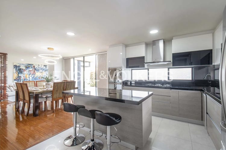 Casa de 4 alcobas en venta en Bosque De Pinos, Bogotá, 268 m² · foto 4 de 17