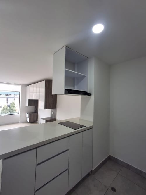 Apartaestudio en venta en Cedritos, Bogotá, 30 m² · foto 6 de 12