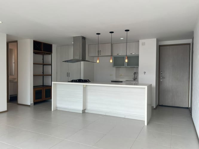 Apartamento de 2 alcobas en arriendo en Loma El Atravesado, Envigado, 81 m² · foto 6 de 16