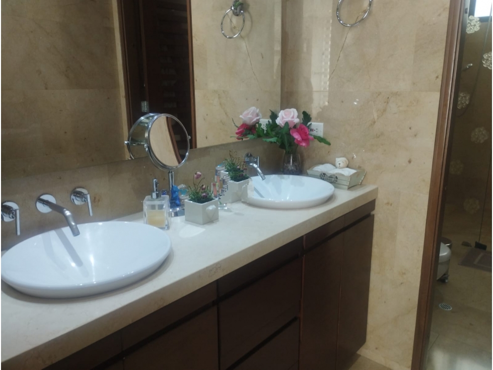 Apartamento en venta en Santa Barbara Occidental, Bogotá · foto 12 de 16