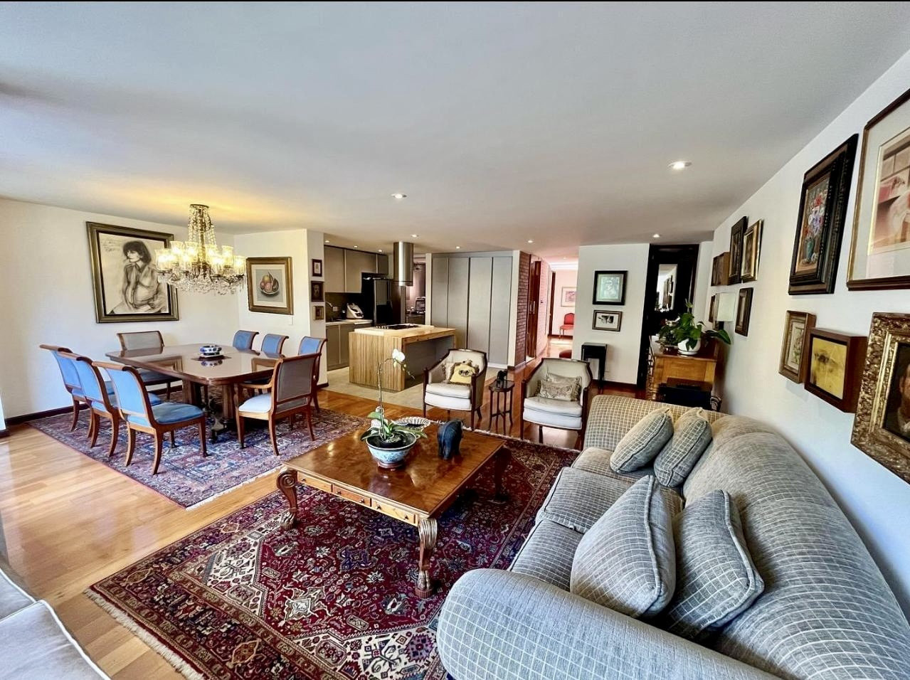 Apartamento en venta en La Cabrera, Bogotá · foto 2 de 22