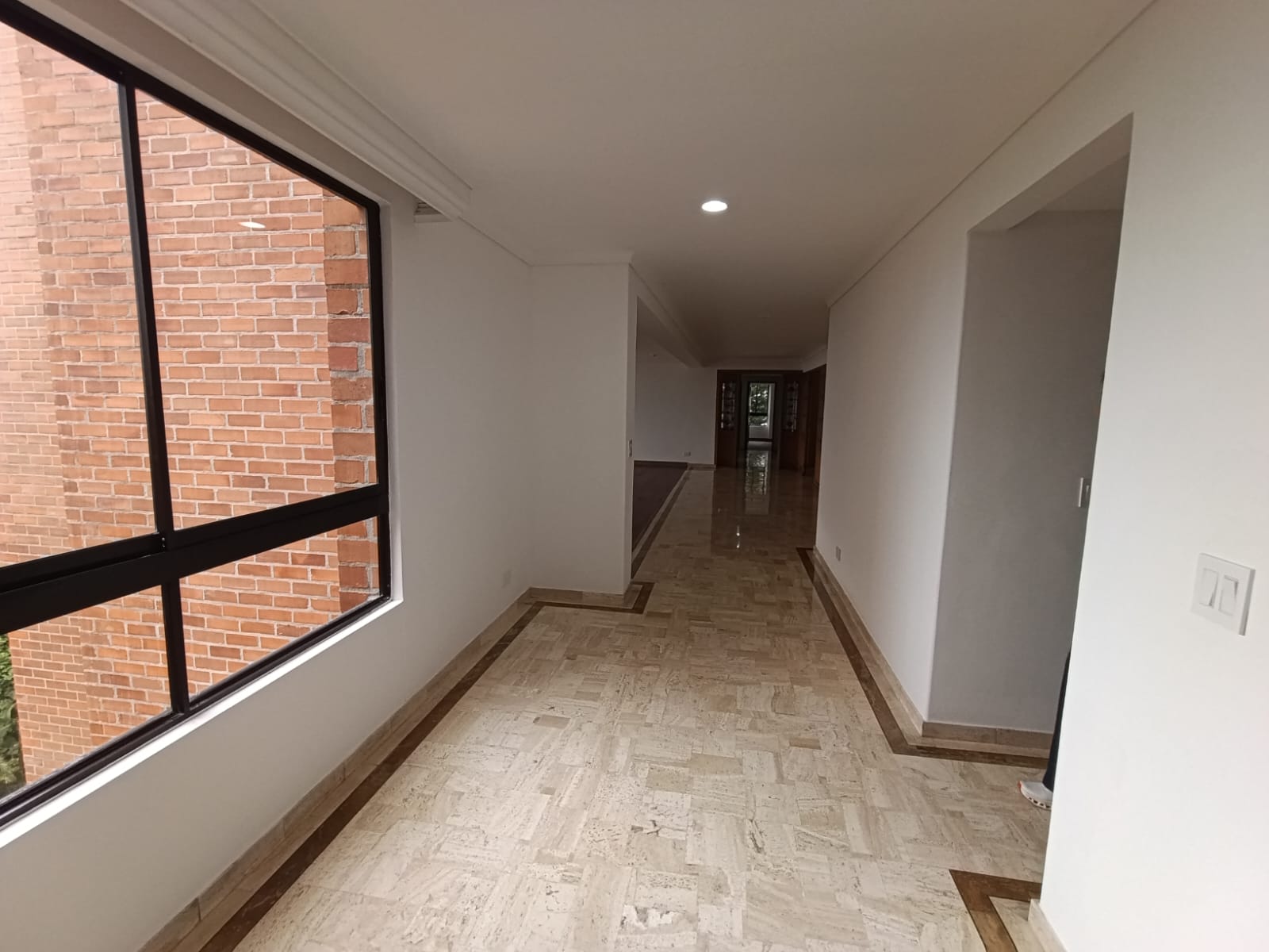 Apartamento en arriendo en El Poblado, Medellín · foto 3 de 20