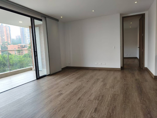 Apartamento en arriendo en Los Balsos, Medellín · foto 5 de 21