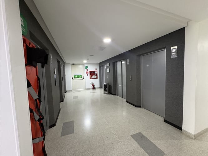 Consultorio en arriendo en Ciudad Del Río, Medellín, 26 m² · foto 14 de 14