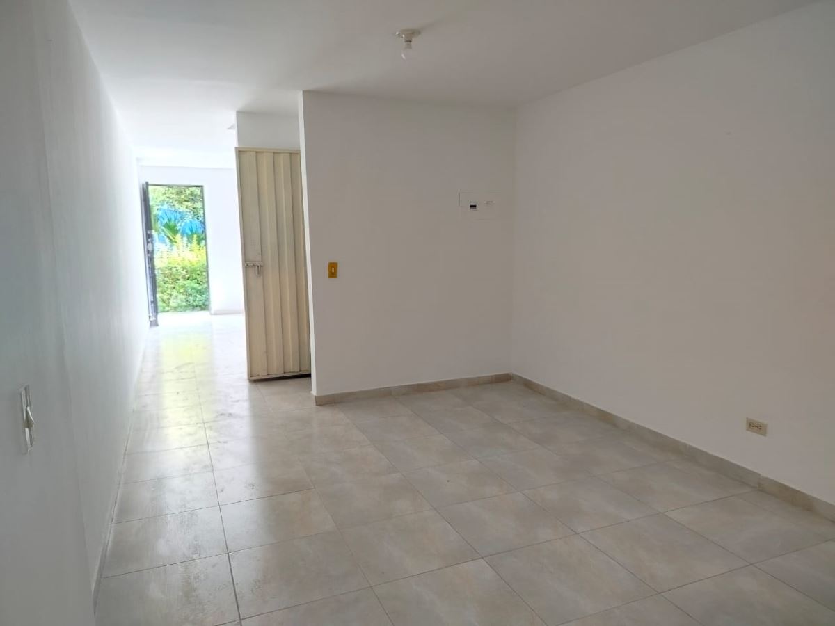 Casa en venta en San Jose De Usaquen, Bogotá · foto 3 de 18