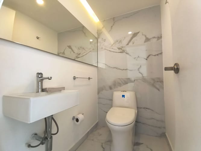 Casa de 5 alcobas en arriendo en Estoril, Bogotá, 262 m² · foto 6 de 20