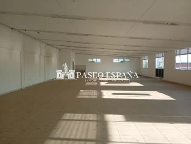 Bodega en arriendo en San Francisco, Bucaramanga, 290 m² · foto 2 de 9