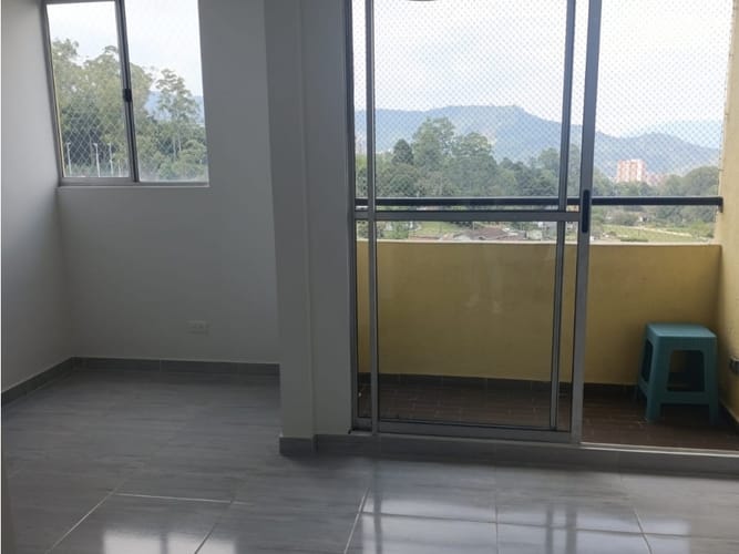 Apartamento de 2 alcobas en venta en Quebrada Grande, La Estrella, 50 m² · foto 3 de 12