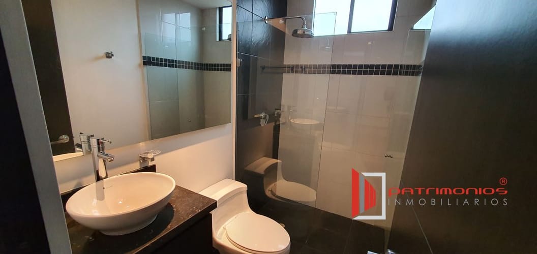 Apartamento de 2 alcobas en venta en Cedritos, Bogotá, 65 m² · foto 4 de 22