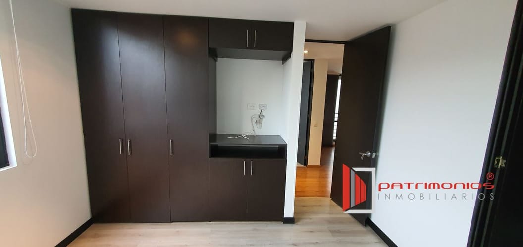 Apartamento de 2 alcobas en venta en Cedritos, Bogotá, 65 m² · foto 7 de 22