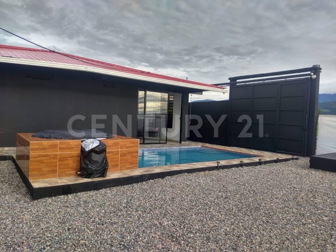 Casa de 5 alcobas en venta en San Gregorio, Villavicencio, 270 m² · foto 2 de 15