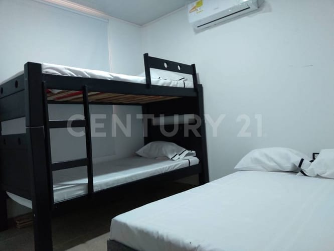Casa de 5 alcobas en venta en San Gregorio, Villavicencio, 270 m² · foto 11 de 15
