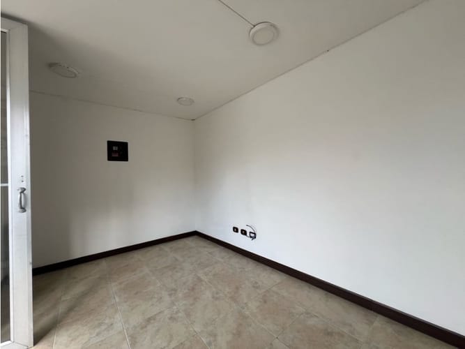 Local en arriendo en San Rafael, Manizales, 18 m² · foto 4 de 17