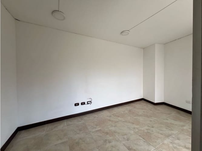 Local en arriendo en San Rafael, Manizales, 18 m² · foto 8 de 17
