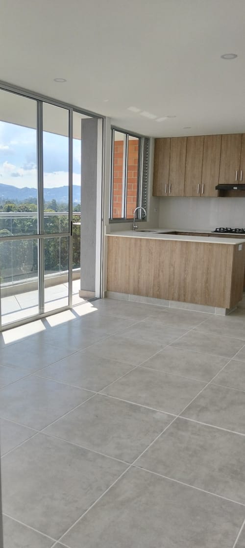 Apartamento de 3 alcobas en venta en Centro, Rionegro, 92 m² · foto 6 de 16