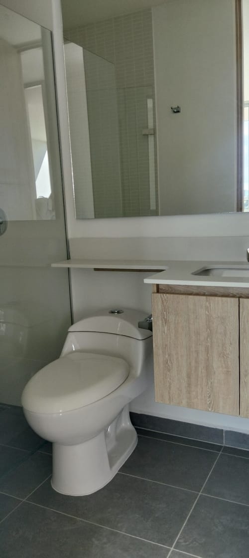 Apartamento de 3 alcobas en venta en Centro, Rionegro, 92 m² · foto 10 de 16